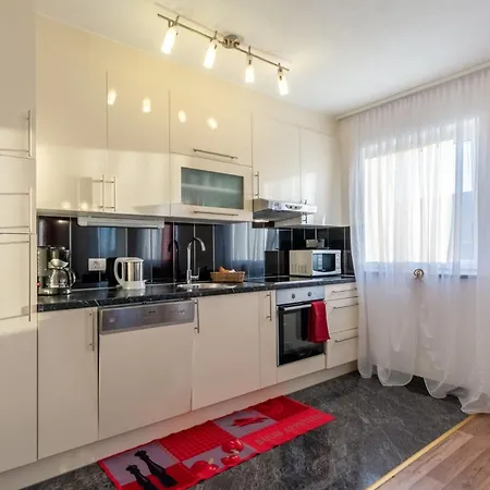 Palma - Two Bedroom With Balcony And Sea View Veliki Appartement